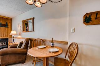 Trails End 112 by Ski Country Resorts - 2