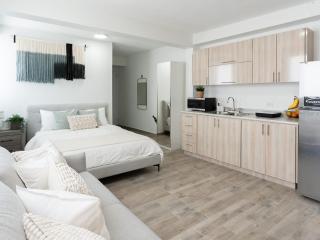 AQUA Terrazas 1&3 - Seaside Twin Studios with Pool - 1