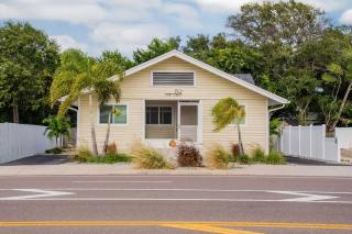 Cozy Coastal Cottages of Dunedin 1 - 3