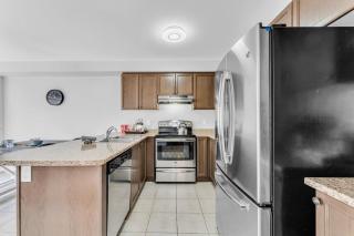 Cozy Home in Niagara 10 mins from Falls and Brock - 6