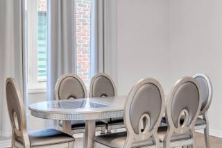 Beautiful Mansion Mins from Niagara Falls and Buffalo - 7