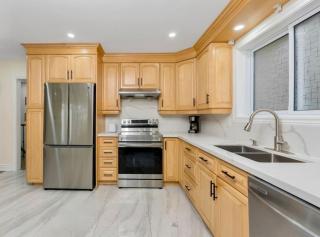 Beautiful Bungalow in Historic Town with Pool Table - 2