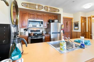 Highland House 119 Next To Slopes Trails WiFi In Village With A View - 9