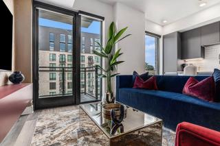 A Cozy Luxury Stay - 9