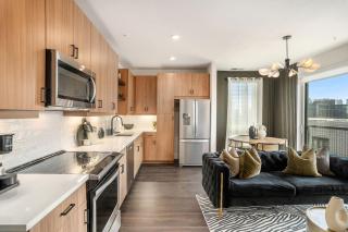 Cozy Stay ATL -2BD 2BTH FreeParking And Amenities - 3