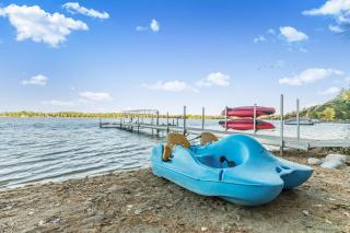 Renovated Lake Cabin with Fire Pit and Kayaks - 8