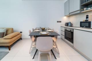 Elegant 2 Bed Beach Front Retreat - 1