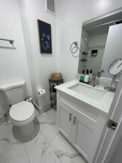 KING OF MIAMI - 1 mile from Brickell 2BD Apartment! - 1