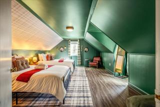 Long Pond Lakeside Kayaks Hot Tub Playground - 1