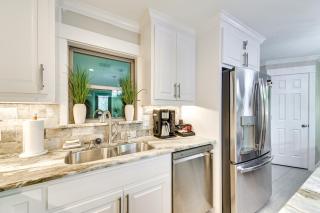 Walk to Frisco Commons Park Modern Home with Patio - 2