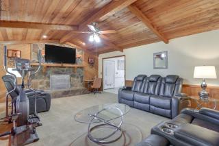 Playground and Grill Pet-Friendly Griffin Getaway! - 6