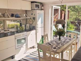 Peaceful Island Home near Sea - 3