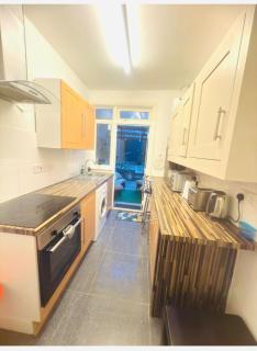 Comfortable double room in Tottenham hale - 7