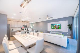 1802AL TOWNHOUSE 5 BED/4.5 BA (SANITIZED) - 0