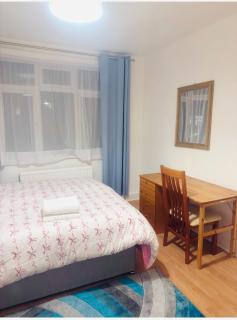 Comfortable double room in Tottenham hale - 5
