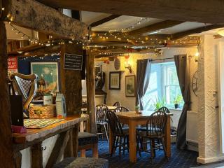 The Black Horse Inn - 8