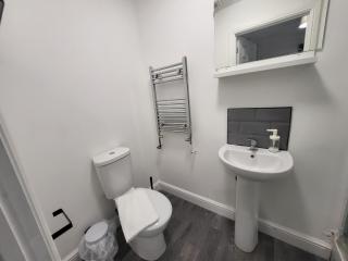 Fishpond Family Suite - 9