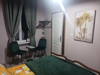 Cherry Blossom House - 4