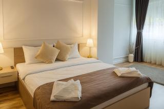 Mid Velvet Apartment, Free Parking, Self Check-in - 9