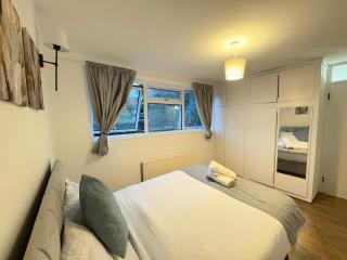 Excel & London City Airport Garden Retreat - 7