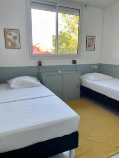 Maison familiale avec piscine - 8