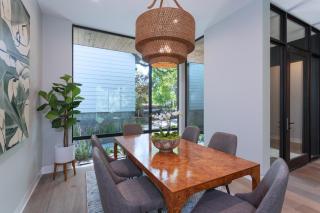 The House of Yes- Luxury Urban Farm House. Walking distance to downtown - 3