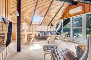 Lovely Holiday Home With Wood-Burning Stove, Close To The North Sea In Klitmøller - 7