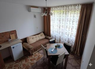 One-bedroom apartment in Cedar Lodge 3 - 2