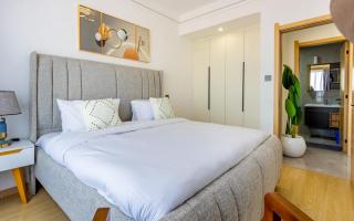 Vieli Luxury Apartment with heated Pool,Gym,1 min walk to Mall - 6