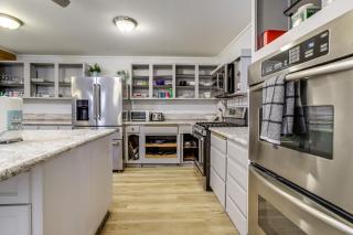 3 Acres! Spacious Waterfront Home in Amboy - 3