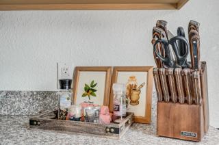 Steps to Downtown Eateries and Bars with Fire Pit - 2