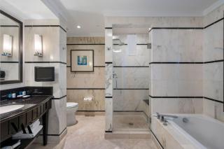 FontaineBleau Resort Balcony w Pool & Ocean View - 4