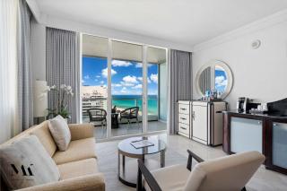 FontaineBleau Resort Balcony w Pool & Ocean View - 5