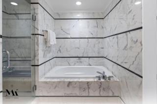 FontaineBleau Resort Balcony w Pool & Ocean View - 3