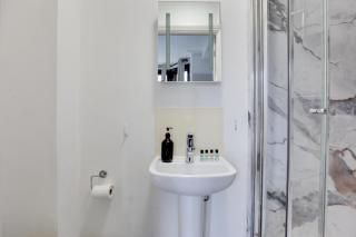 NOW OPEN! Brand new rooms City Centre Modern Ensuite Rooms by Luxiety Stays - 2