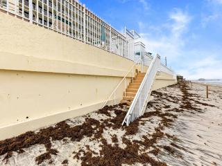 Harbour Beach Resort 803 - 1