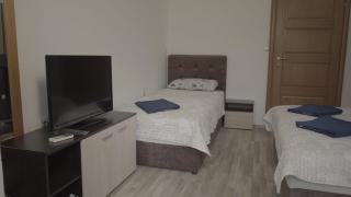 NICE HOUSE FOR 15 in FREE parking area - 2