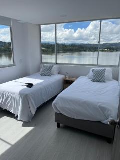 Exclusivo apartamento con vista al lago Sochagota - 9