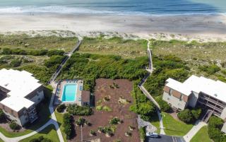 Seaside Serenity at Captain Quarters - 2