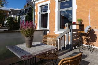 Strandvilla Hafenloge - stilvoll wohnen direkt am Niendorfer Hafen - 2