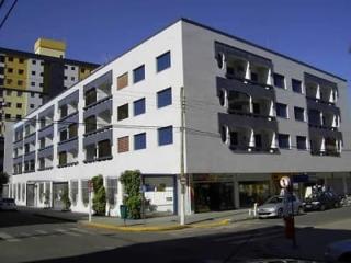 Conforto e facilidade a uma quadra do mar! - 9