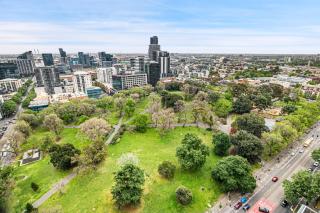 Central Park of Melbourne Apartments - 7