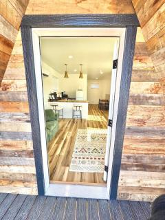 Glacier Alpine Escape - 4