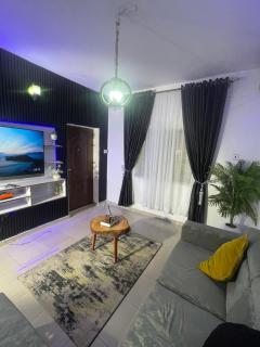 Peaceful One Bedroom Apartment - 5