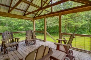 Serene and Secluded Alabama Cabin with Covered Deck! - Fort Payne - 9