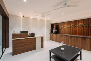 Hotel Saffron Groves - 5