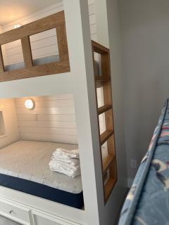 Sunkissed Cottage by Newman-Dailey - 7