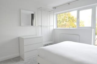 The Swift-Bright, Modern 5-Bed Family Home Nr Bath - 5