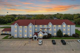 Ramada Limited by Wyndham, Bloomington I-55 & I-74 IL - Bloomington - 7