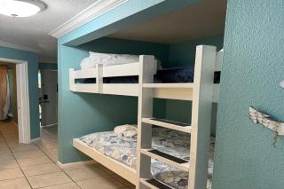 Ocean Views steps to beach - Shoreline Stays 29 - 4